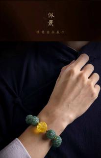 收藏级和田玉貔貅手串男盘玩天然金珀琥珀文玩把件女手持佛珠念珠