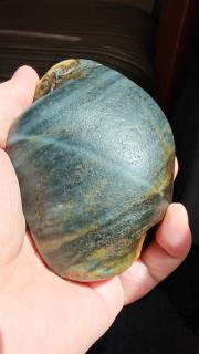 新疆和田玉青花一线天